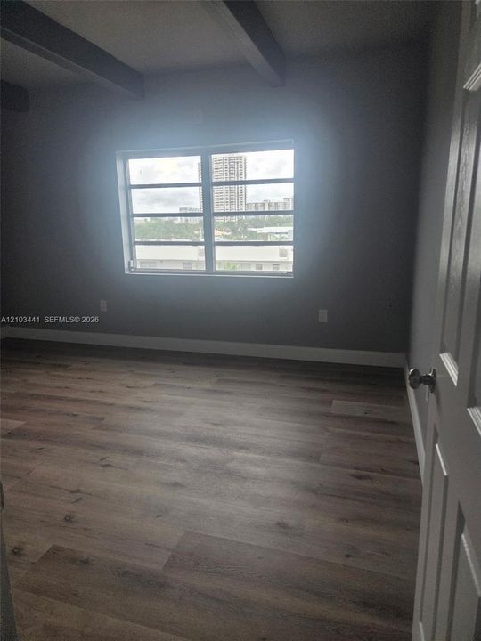 В аренду: $1,850 (1 спален, 1 ванн, 690 Квадратных фут)