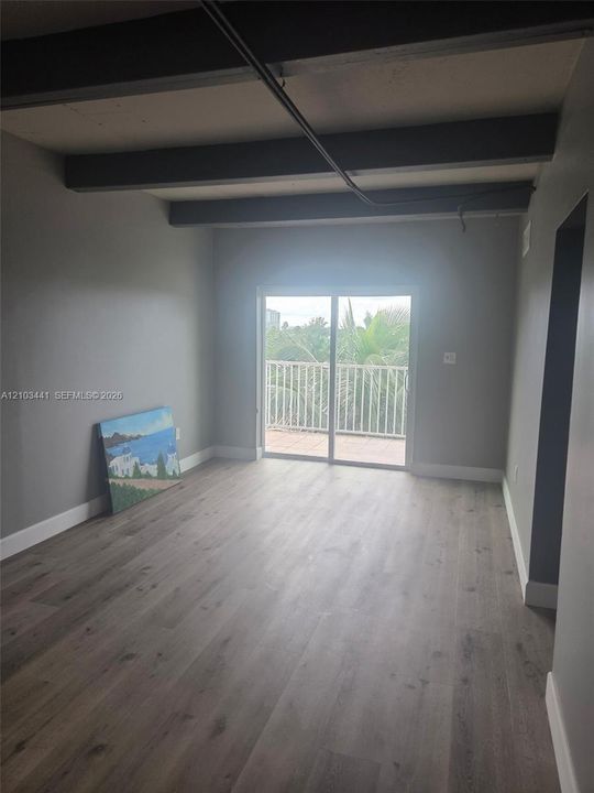 В аренду: $1,850 (1 спален, 1 ванн, 690 Квадратных фут)