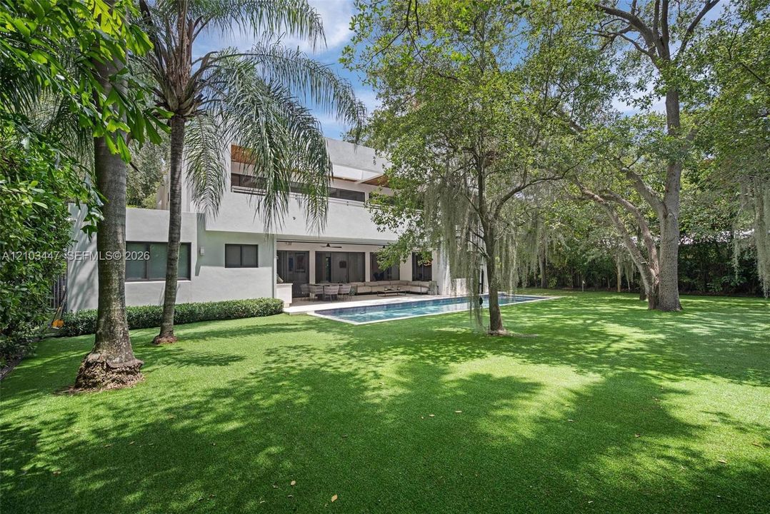 На продажу: $5,495,000 (6 спален, 5 ванн, 3962 Квадратных фут)