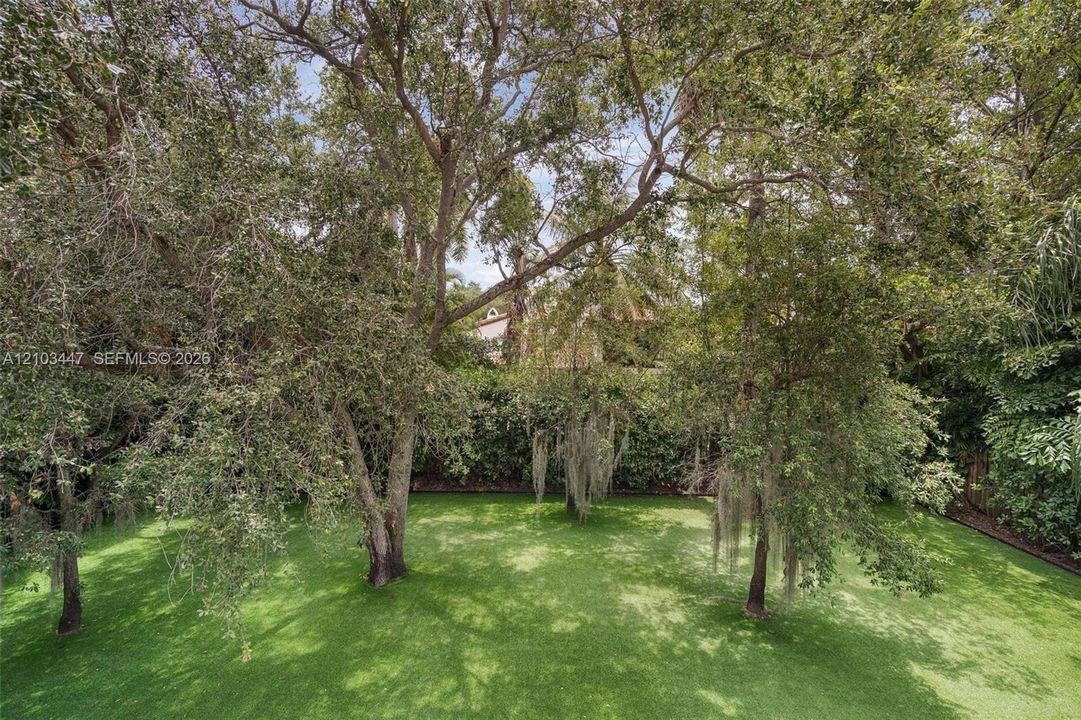 На продажу: $5,495,000 (6 спален, 5 ванн, 3962 Квадратных фут)