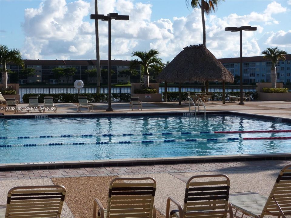 For Rent: $2,150 (2 beds, 2 baths, 1192 Square Feet)