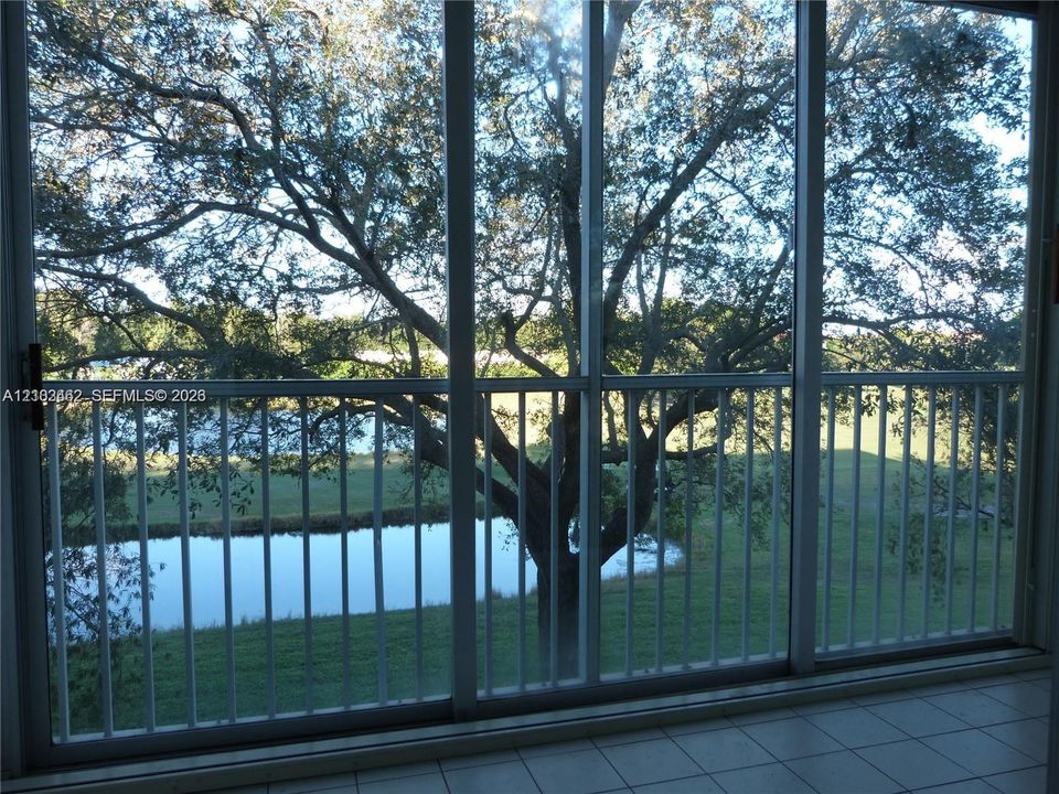 For Rent: $2,150 (2 beds, 2 baths, 1192 Square Feet)