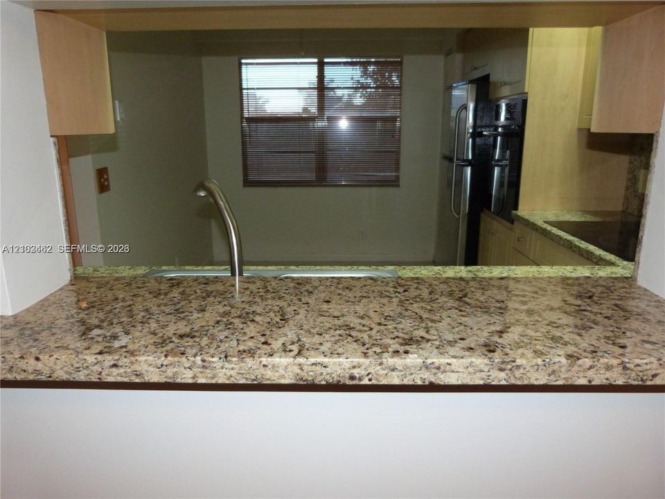 For Rent: $2,150 (2 beds, 2 baths, 1192 Square Feet)