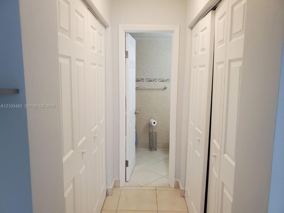 В аренду: $2,250 (2 спален, 2 ванн, 835 Квадратных фут)