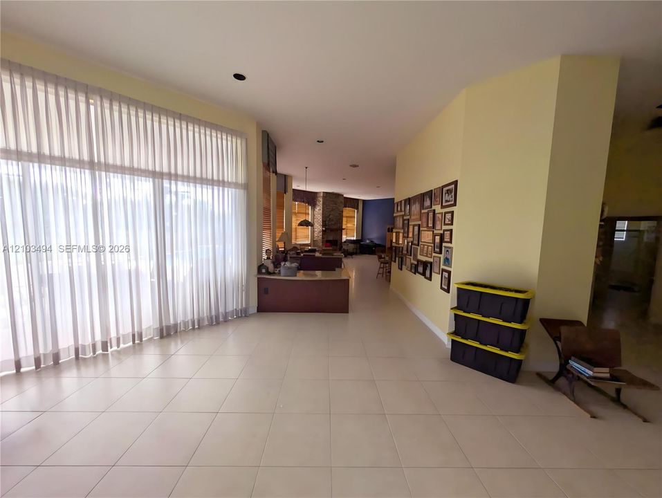En Venta: $1,800,000 (4 camas, 3 baños, 3454 Pies cuadrados)