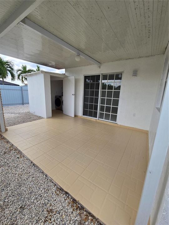 For Sale: $814,900 (6 beds, 4 baths, 1630 Square Feet)