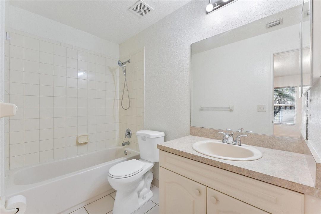 20-2212 NW 9th Ct_020