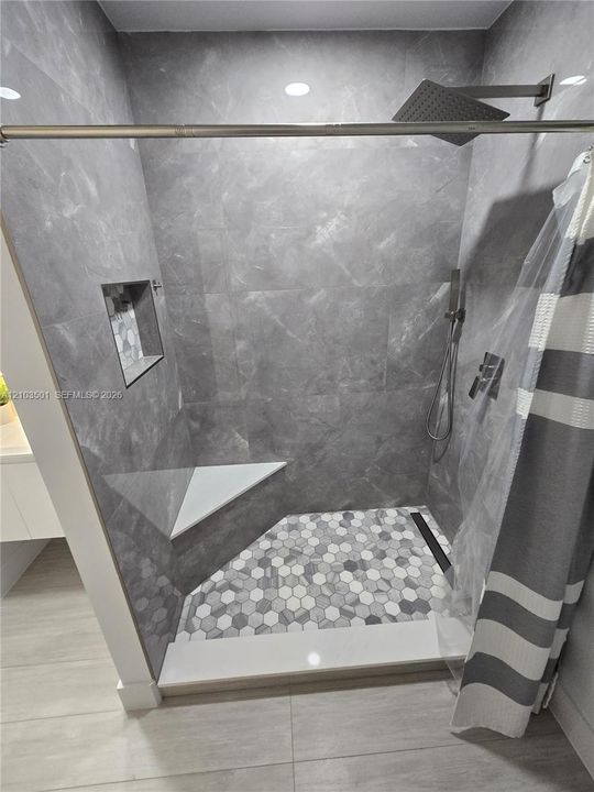 В аренду: $1,100 (1 спален, 1 ванн, 1542 Квадратных фут)