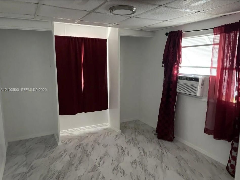 В аренду: $2,000 (3 спален, 2 ванн, 880 Квадратных фут)