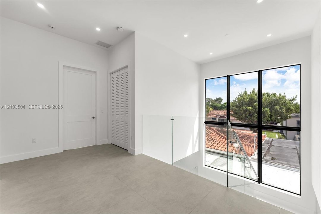 En Venta: $3,295,000 (5 camas, 4 baños, 0 Pies cuadrados)