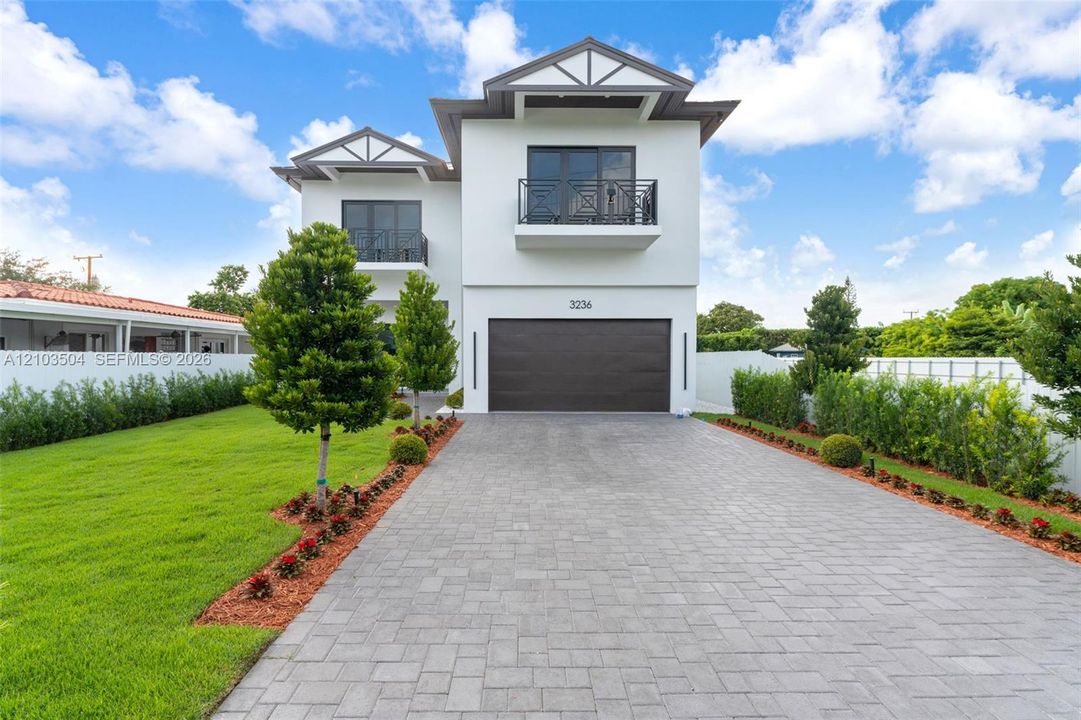 En Venta: $3,295,000 (5 camas, 4 baños, 0 Pies cuadrados)