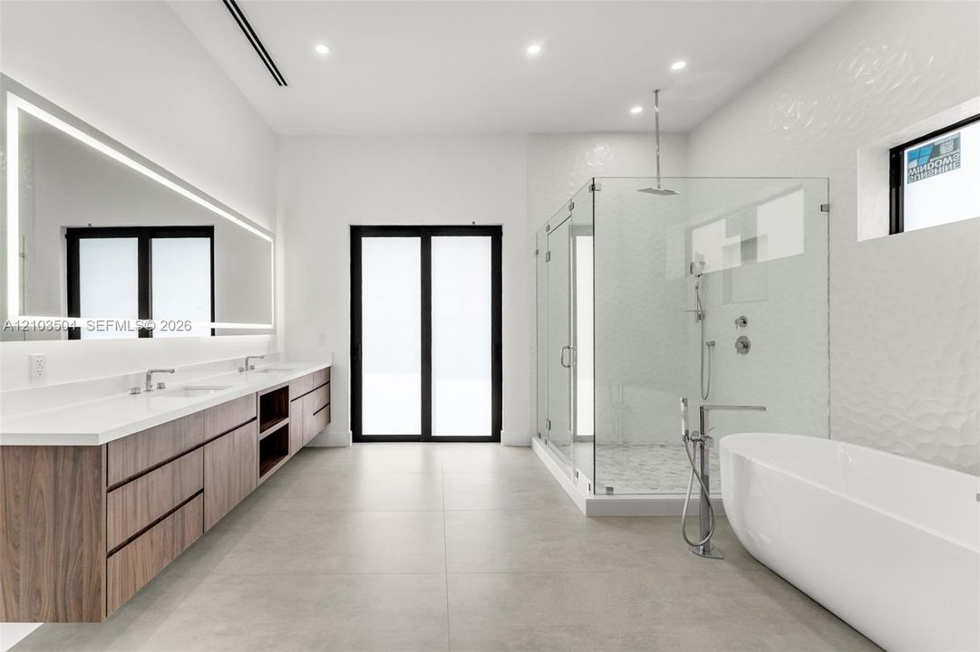 En Venta: $3,295,000 (5 camas, 4 baños, 0 Pies cuadrados)