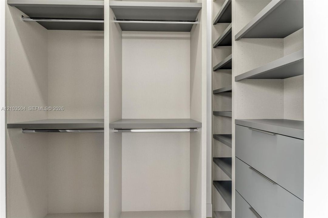 En Venta: $3,295,000 (5 camas, 4 baños, 0 Pies cuadrados)