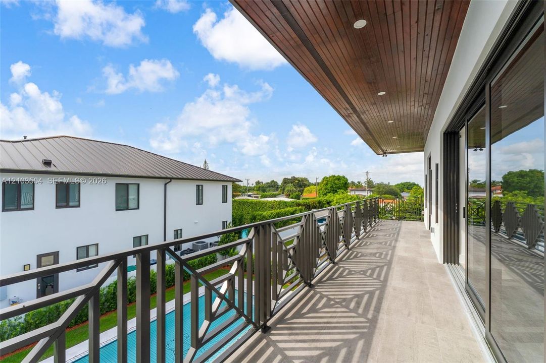 En Venta: $3,295,000 (5 camas, 4 baños, 0 Pies cuadrados)