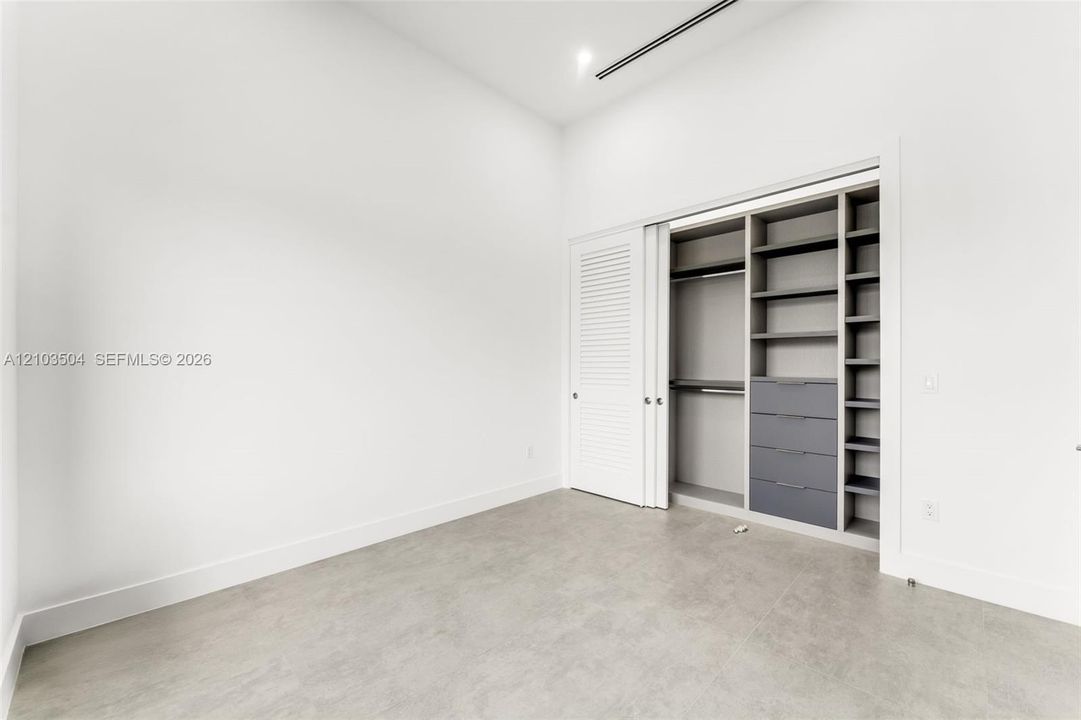 En Venta: $3,295,000 (5 camas, 4 baños, 0 Pies cuadrados)