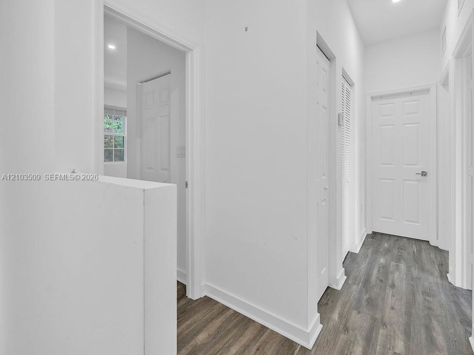 В аренду: $3,900 (3 спален, 2 ванн, 1391 Квадратных фут)