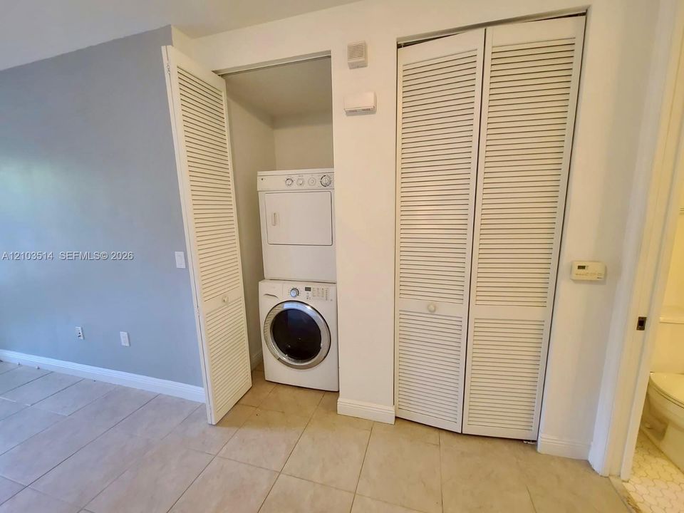 En Renta: $1,995 (1 camas, 1 baños, 892 Pies cuadrados)