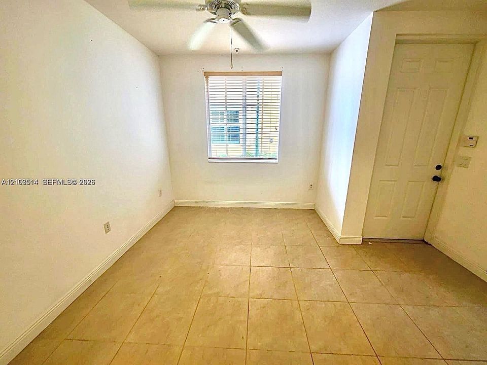 En Renta: $1,995 (1 camas, 1 baños, 892 Pies cuadrados)
