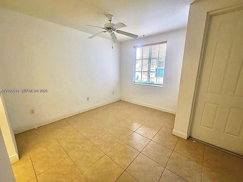 En Renta: $1,995 (1 camas, 1 baños, 892 Pies cuadrados)