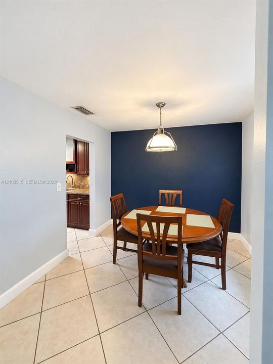 En Venta: $980,000 (3 camas, 1 baños, 1352 Pies cuadrados)
