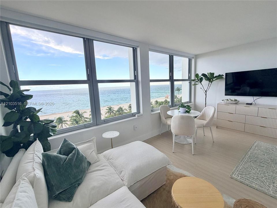 For Sale: $415,000 (0 beds, 1 baths, 518 Square Feet)