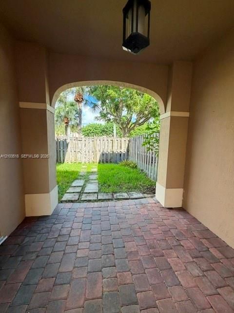 En Venta: $519,000 (3 camas, 2 baños, 1895 Pies cuadrados)
