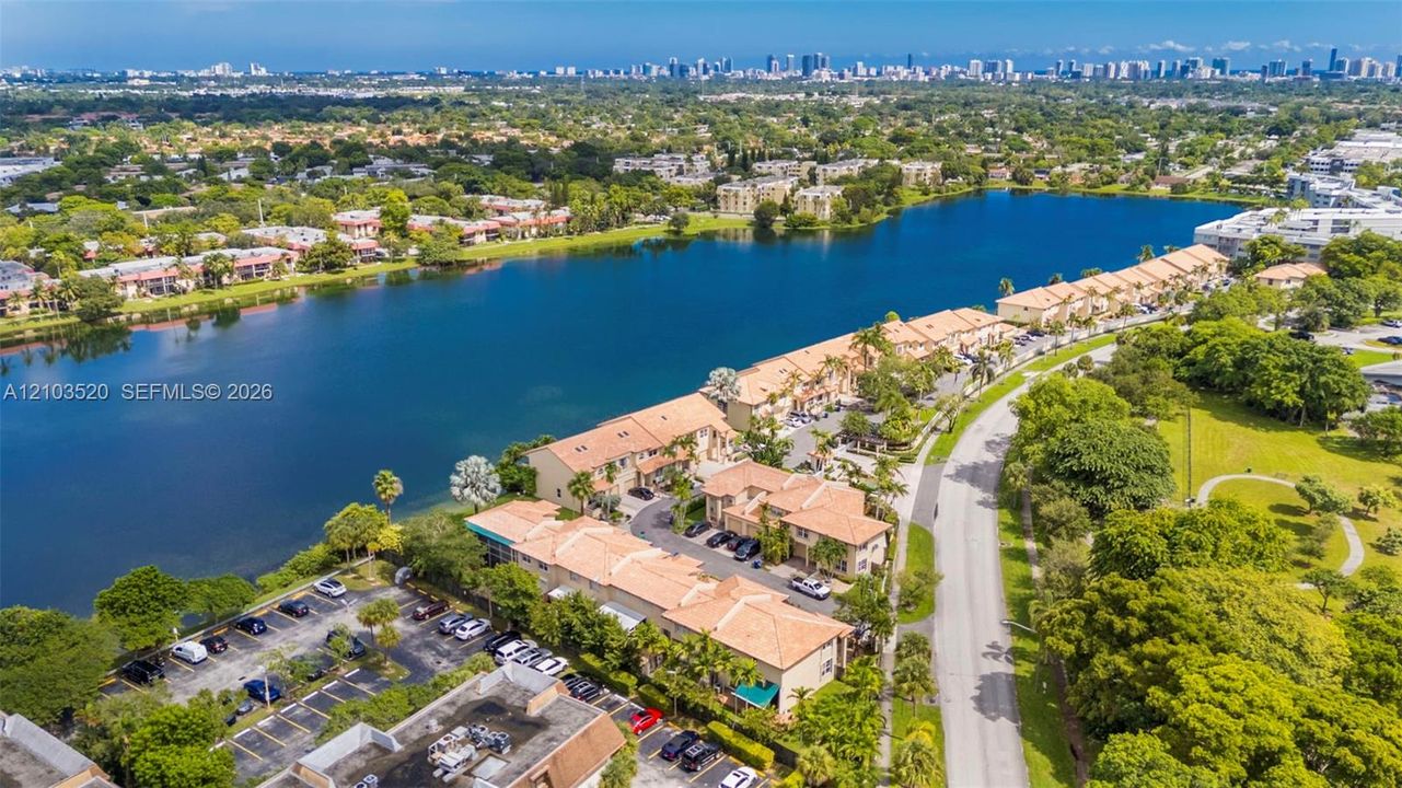 En Venta: $520,000 (3 camas, 2 baños, 2080 Pies cuadrados)