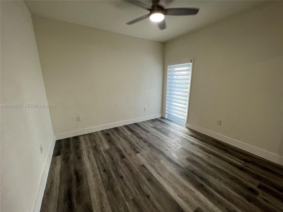 For Rent: $1,190 (1 beds, 1 baths, 2160 Square Feet)