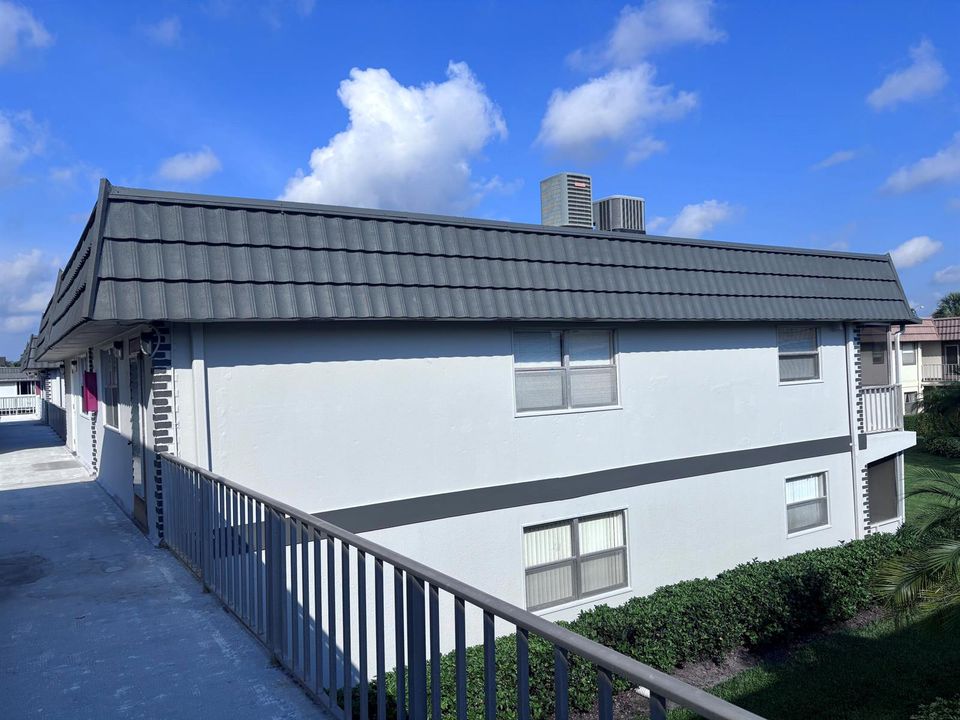 139 Side Exterior