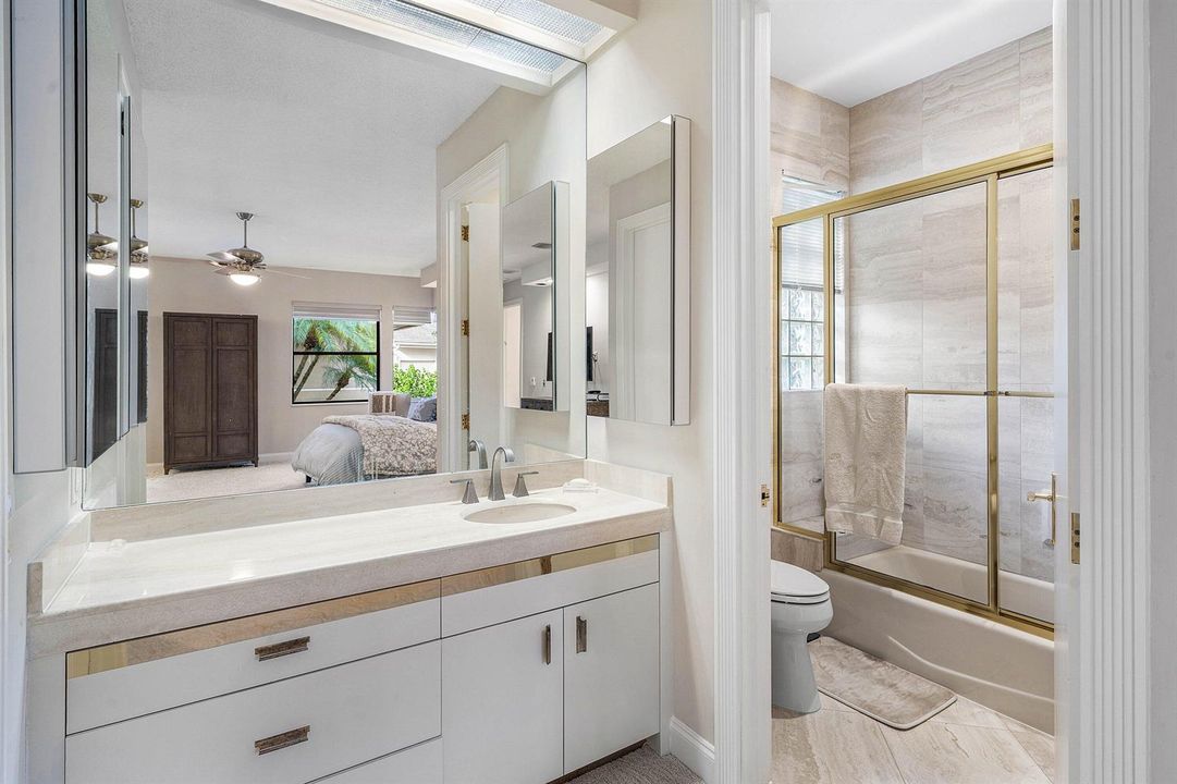 Guest bath 1