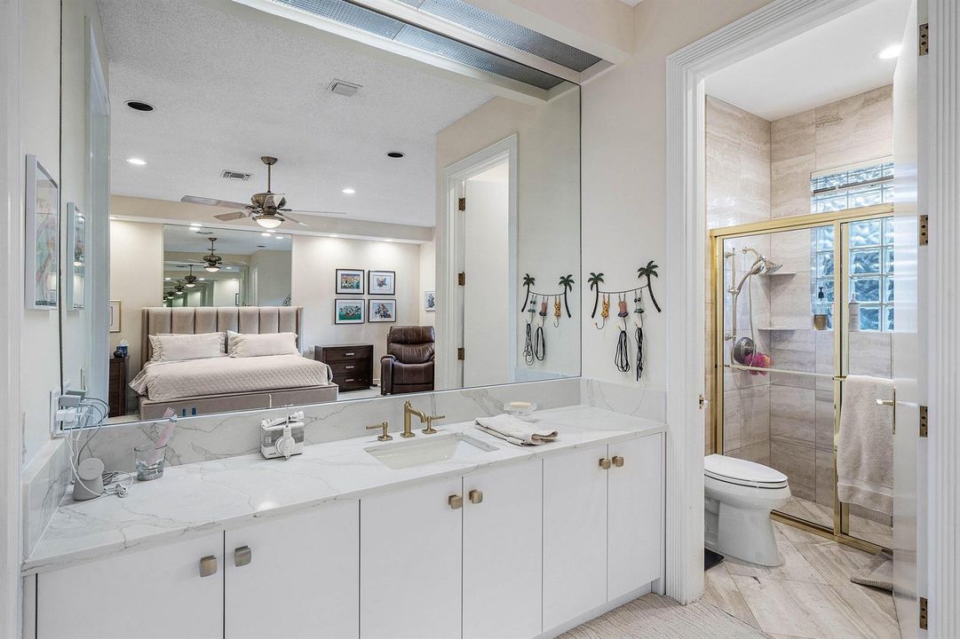 Guest bath 2