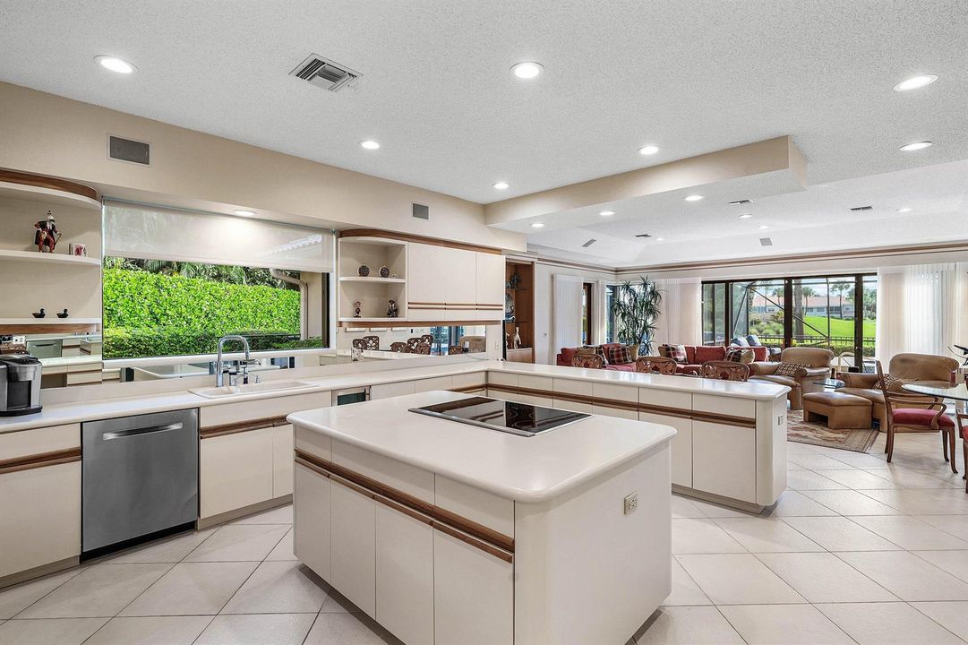 Open kitchen