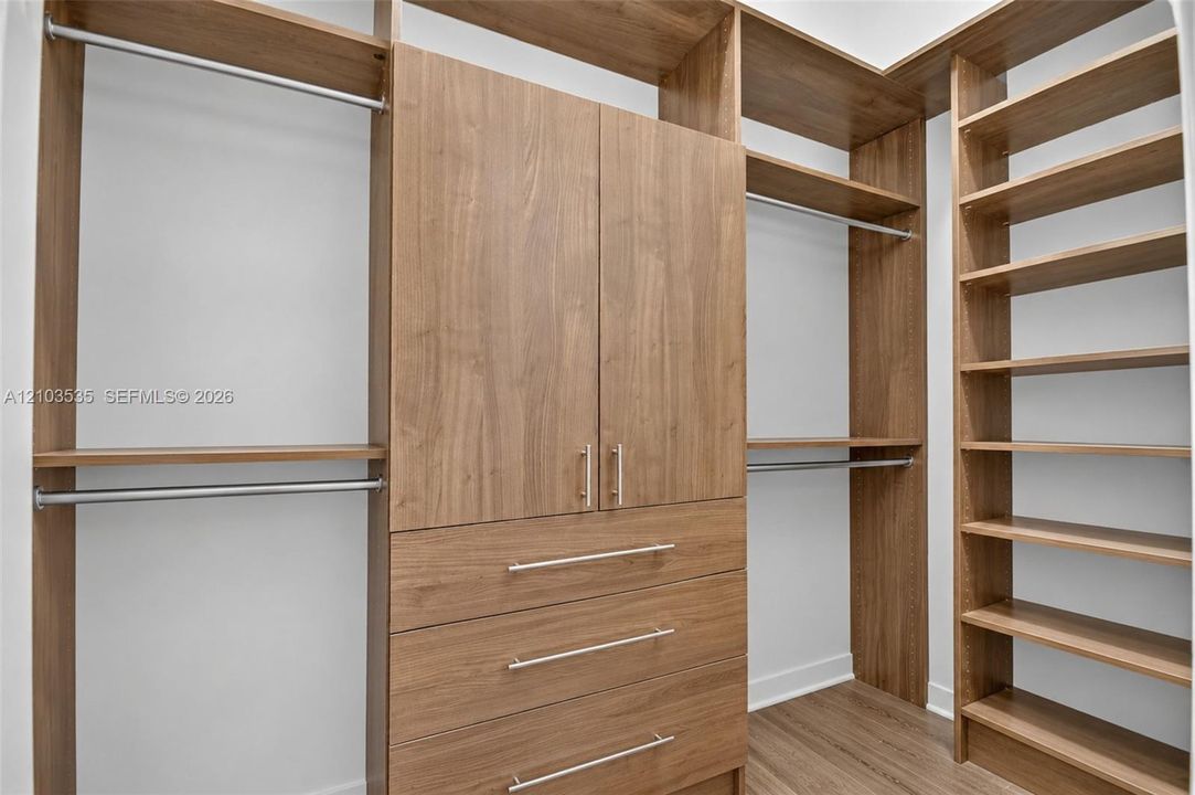 На продажу: $1,014,000 (3 спален, 3 ванн, 2309 Квадратных фут)