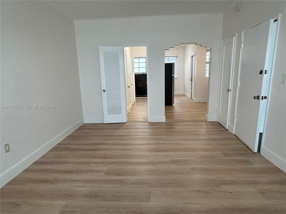 В аренду: $1,650 (0 спален, 1 ванн, 430 Квадратных фут)