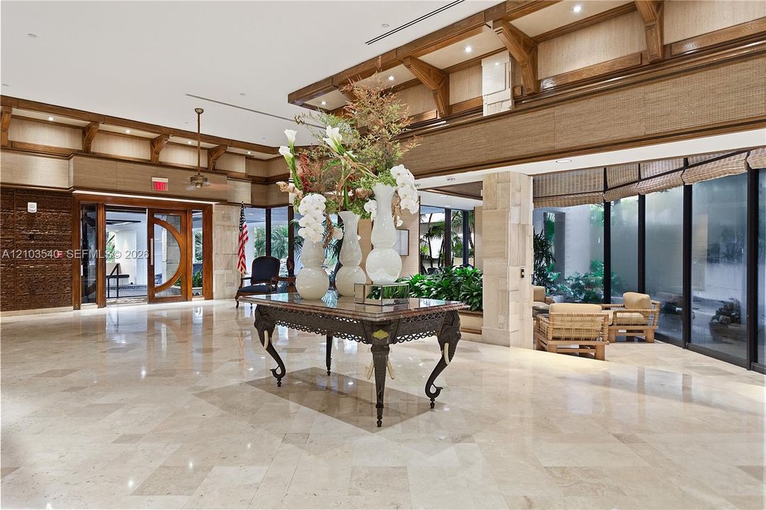 В аренду: $8,900 (2 спален, 2 ванн, 1642 Квадратных фут)