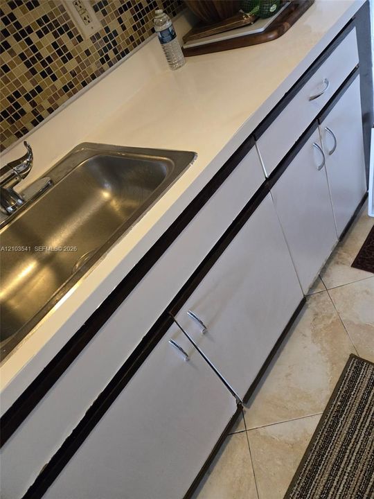 В аренду: $1,900 (1 спален, 1 ванн, 806 Квадратных фут)