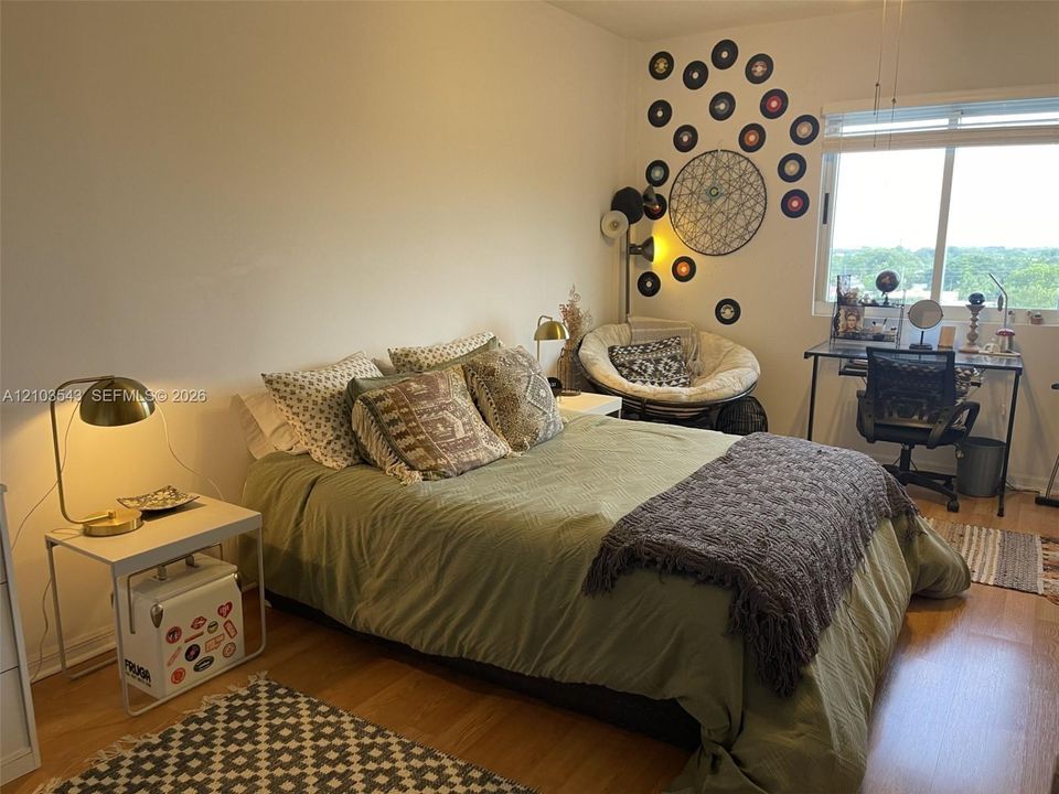 For Rent: $2,750 (2 beds, 2 baths, 828 Square Feet)