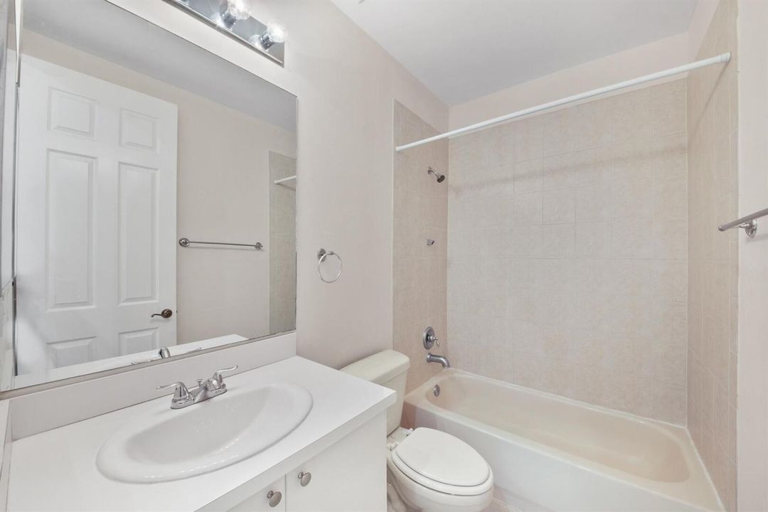 2nd Bathroom
