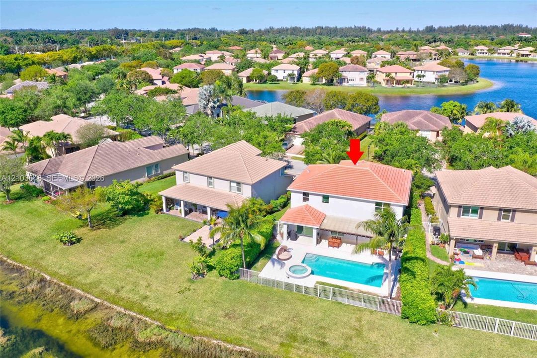 En Renta: $8,500 (5 camas, 4 baños, 3041 Pies cuadrados)