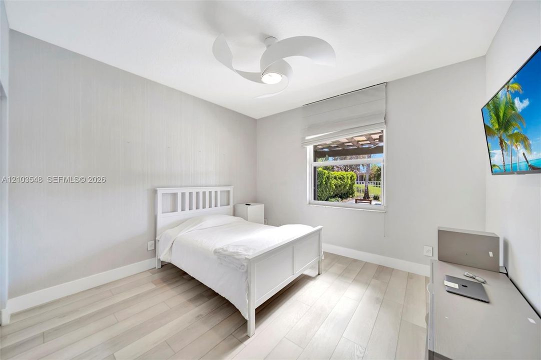 En Renta: $8,500 (5 camas, 4 baños, 3041 Pies cuadrados)