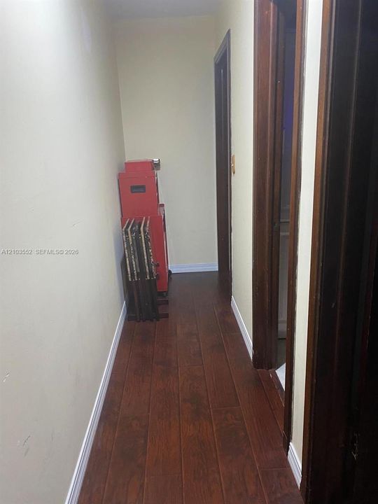 В аренду: $4,500 (4 спален, 3 ванн, 2504 Квадратных фут)