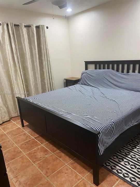 В аренду: $4,500 (4 спален, 3 ванн, 2504 Квадратных фут)