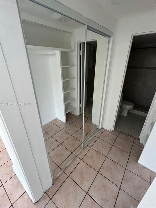 В аренду: $1,450 (0 спален, 1 ванн, 415 Квадратных фут)
