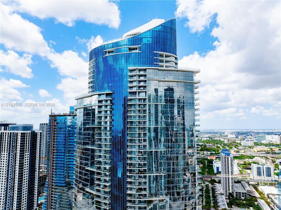 На продажу: $1,425,000 (3 спален, 3 ванн, 2204 Квадратных фут)