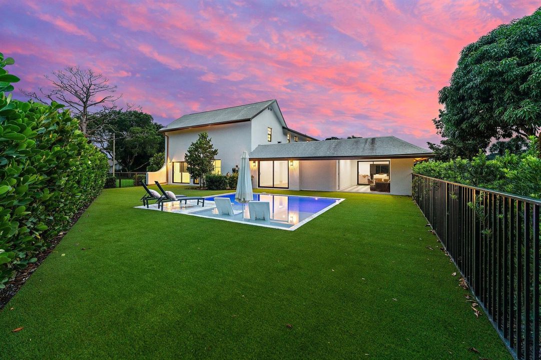 Pool & Side Yard