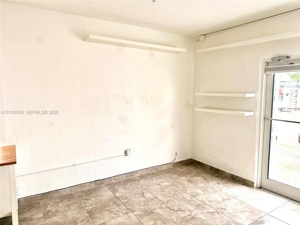 En Renta: $1,700 (0 camas, 0 baños, 0 Pies cuadrados)
