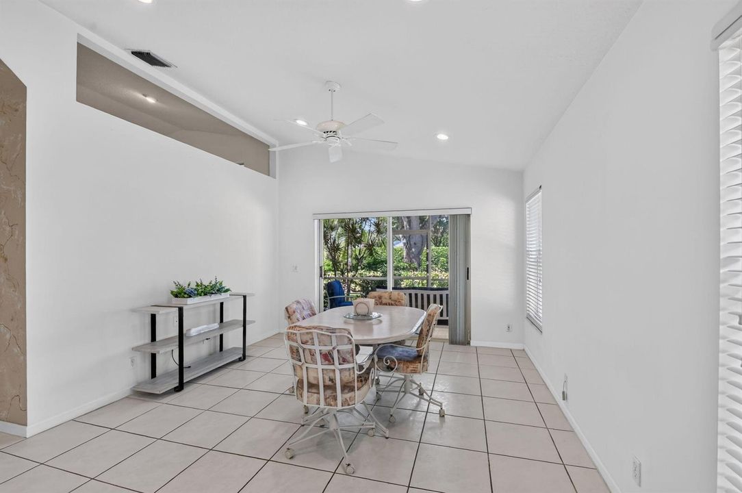 6829 Castlemain 18-web-or-mls-DSC_3935