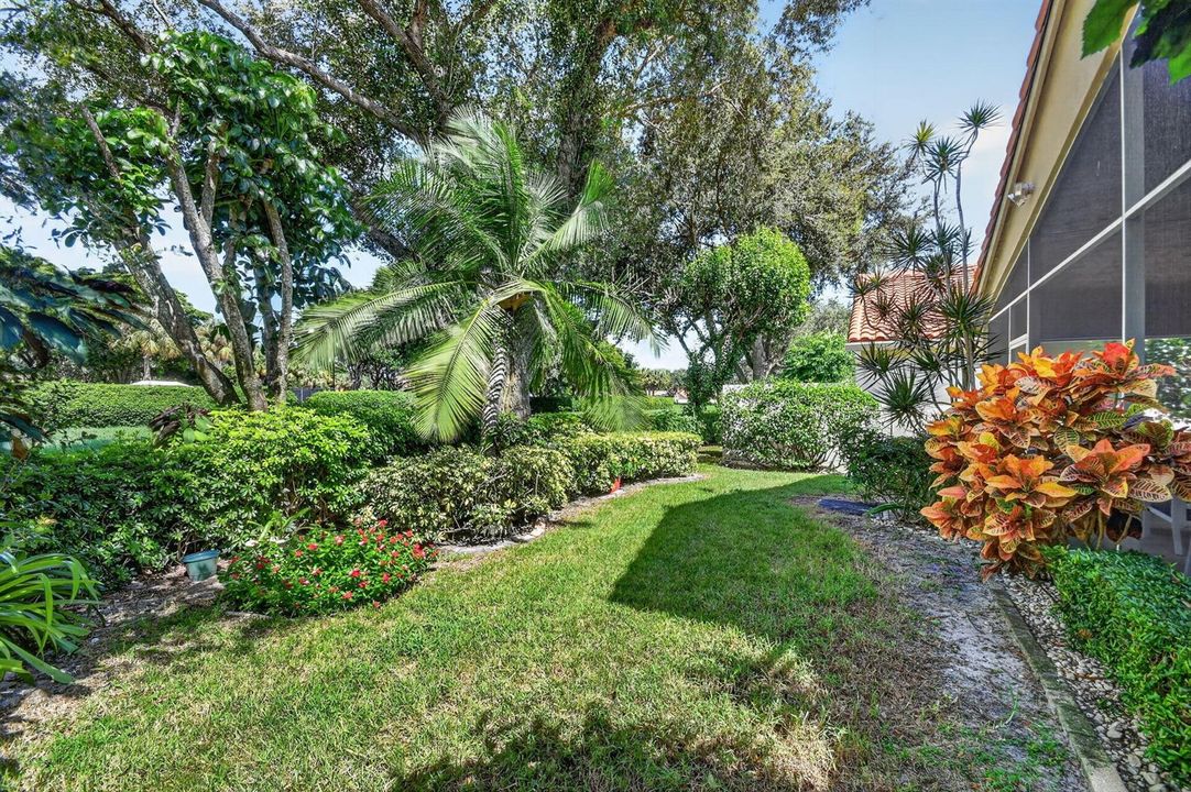 6829 Castlemain 47-web-or-mls-DSC_3992