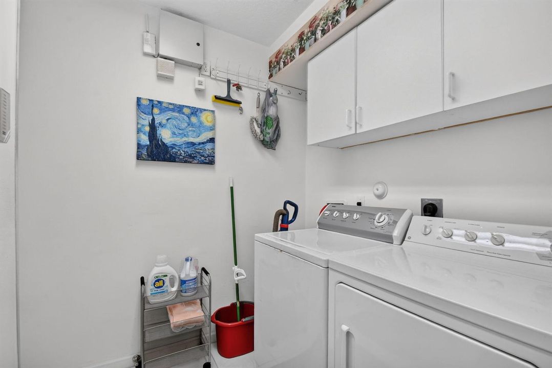 6829 Castlemain 38-web-or-mls-DSC_3997