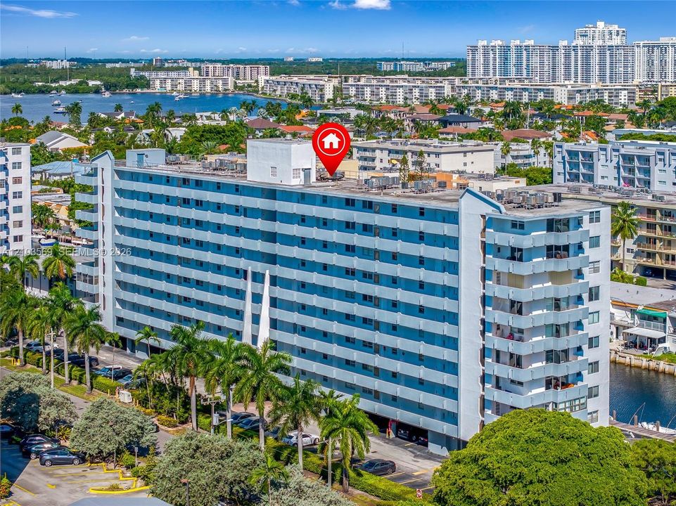 En Venta: $299,000 (2 camas, 2 baños, 1110 Pies cuadrados)